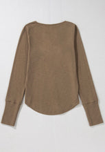 Load image into Gallery viewer, Ribbed knit long sleeve