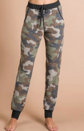 Camo lounge pants